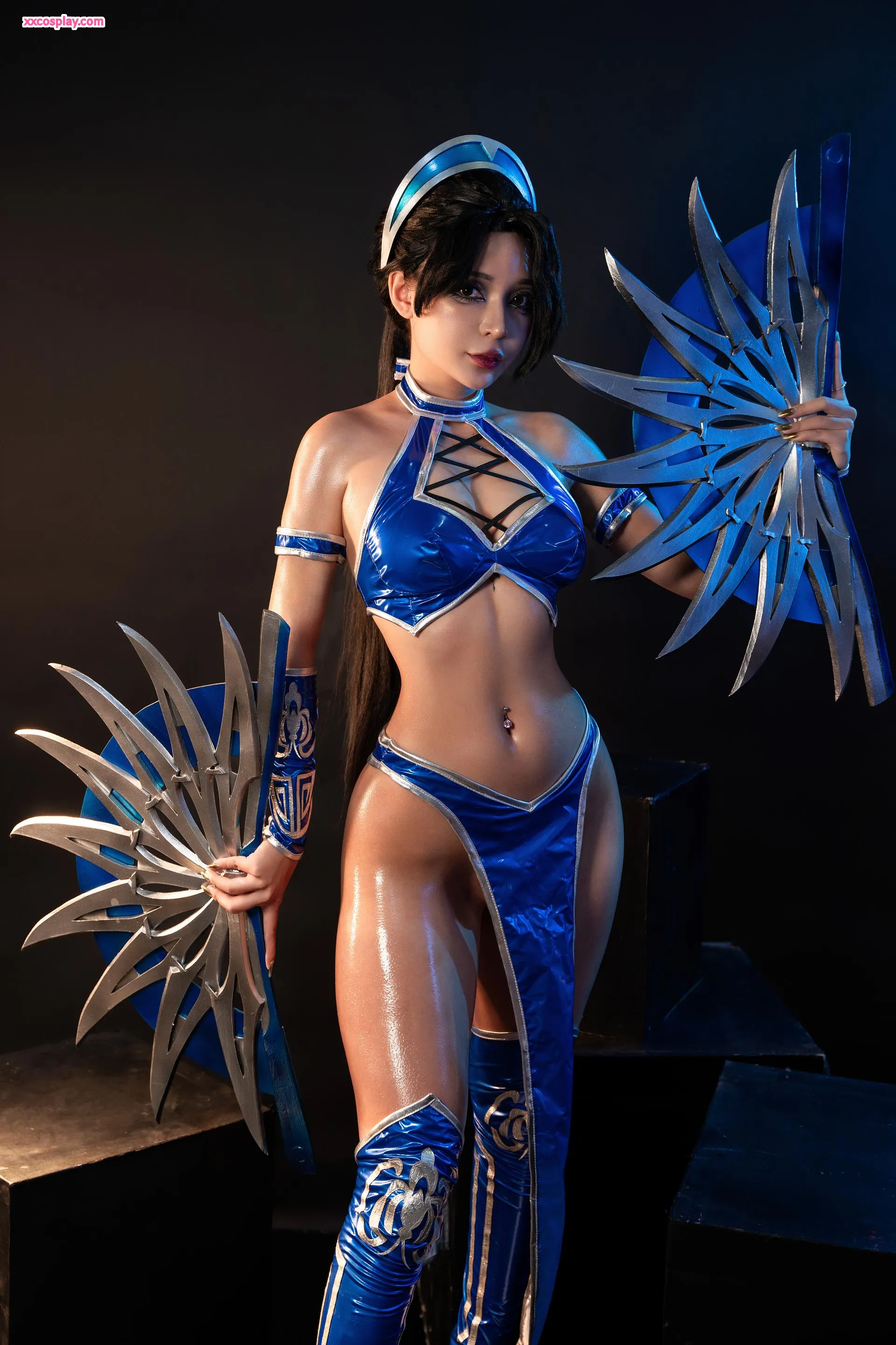 Umeko J: Kitana Cosplay